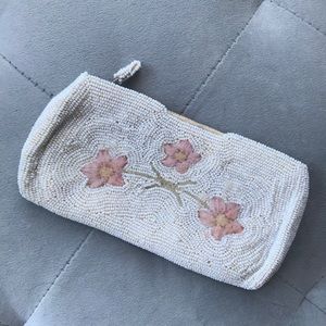 1940s beaded clutch wallet